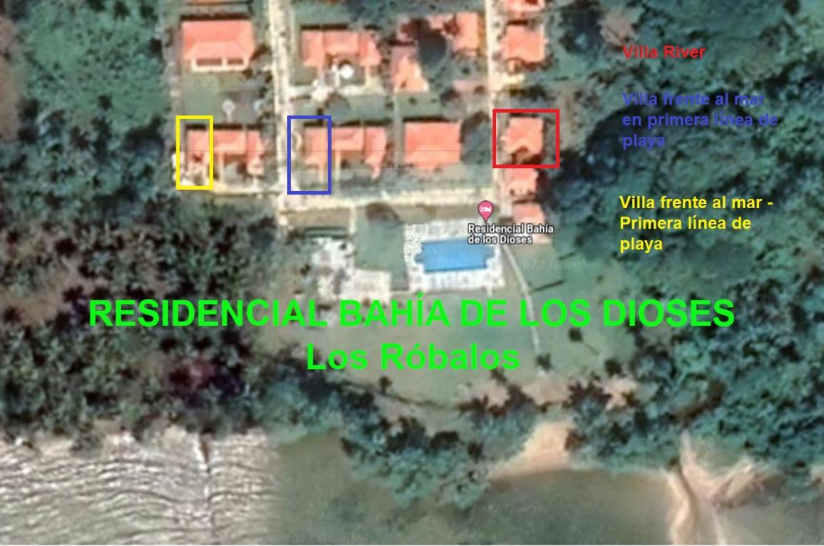 Villa frente al mar en primera línea de playa Los Robalos Exterior foto